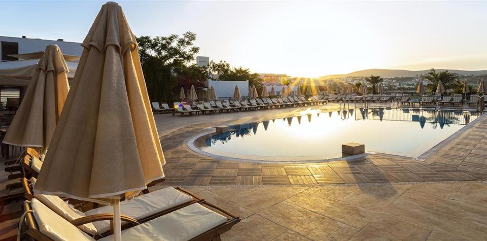 Royal Asarlik Beach Hotel Gumbet Exterior photo